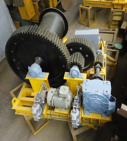Heavy Duty Electric Winches